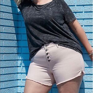 Torrid High Rise Midi Short - Vintage Stretchy